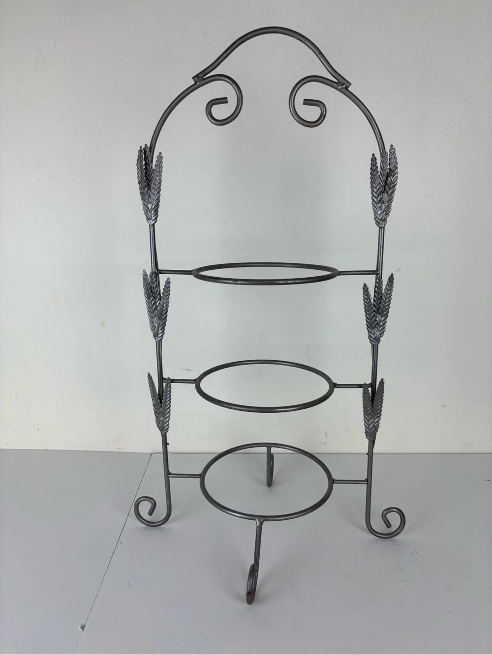 Vintage Three-Tier Metal Plant/Decor Stand in Gunmetal Gray-6”plates/23” tall